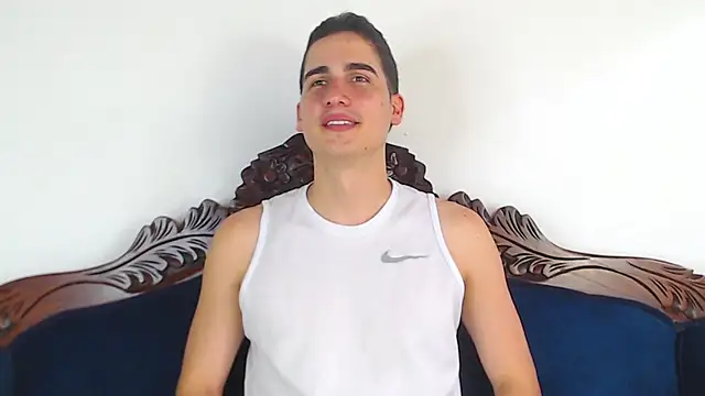 ryanlevi1 online show from March 3, 2026, 8:38 pm