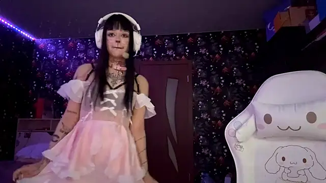 Luna Sohotti online show from March 10, 2026, 3:16 pm