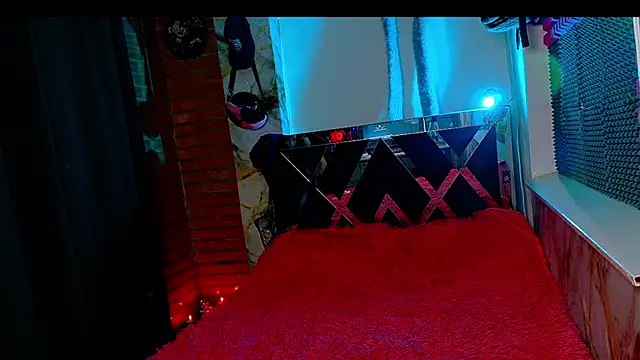 nova kitttyy online show from February 25, 2026, 3:29 am