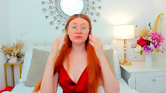 Snapshot of TinaHarp chatting on February 28, 2026, 6:35 am TinaHarp online show from February 28, 2026, 6:35 am