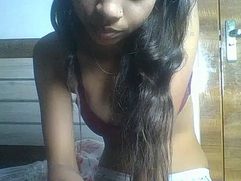 Snapshot of Rani1993 chatting on February 21, 2026, 8:16 am Rani1993 online show from February 21, 2026, 8:16 am