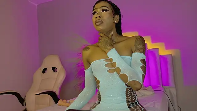 Sheinny brown1 online show from February 19, 2026, 7:44 pm