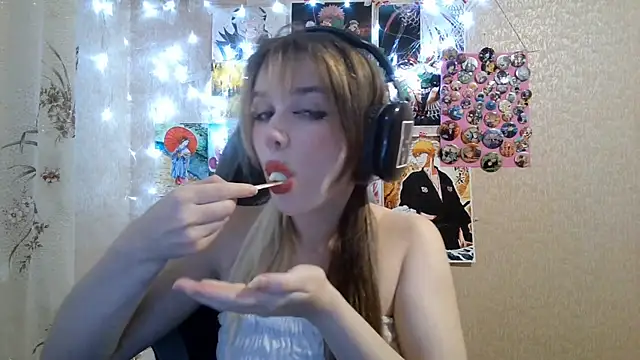 Snapshot of MilaTyan chatting on July 22, 2026, 3:03 pm MilaTyan online show from July 22, 2026, 3:03 pm