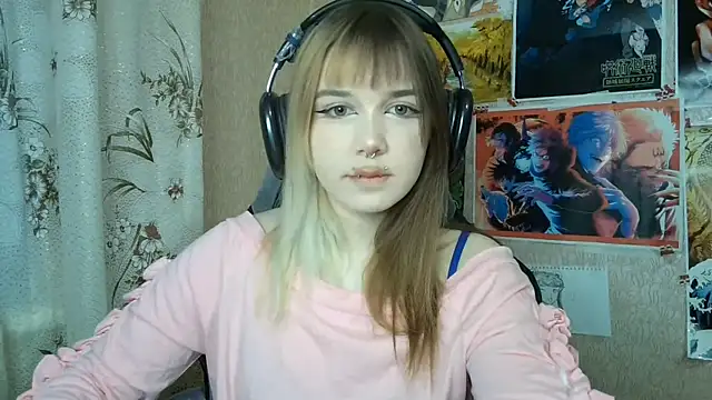 Snapshot of MilaTyan chatting on June 4, 2026, 4:11 pm MilaTyan online show from June 4, 2026, 4:11 pm