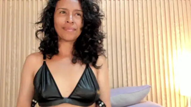 samantha duart3 online show from April 7, 2026, 11:56 am