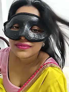 Snapshot of Cute-aryaa chatting on April 27, 2026, 3:32 pm Cute-aryaa online show from April 27, 2026, 3:32 pm