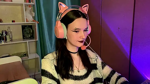 MabelDefina online show from March 11, 2026, 11:04 am