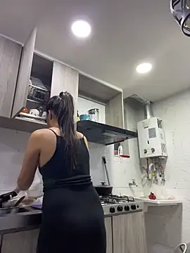 I Samanthaa online show from June 20, 2026, 3:55 am