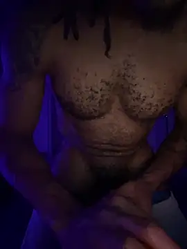 Snapshot of Kingbroxxx chatting on March 7, 2026, 8:32 am Kingbroxxx online show from March 7, 2026, 8:32 am