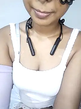 ASHANYA JAYASOORIYA online show from April 20, 2026, 5:21 am