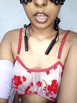 ASHANYA JAYASOORIYA online show from June 18, 2026, 4:34 pm