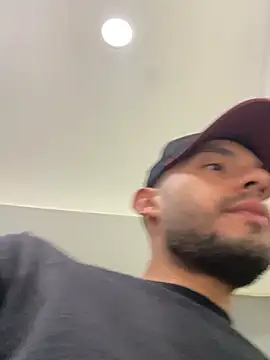 Snapshot of katasanz chatting on February 26, 2026, 1:44 pm katasanz online show from February 26, 2026, 1:44 pm