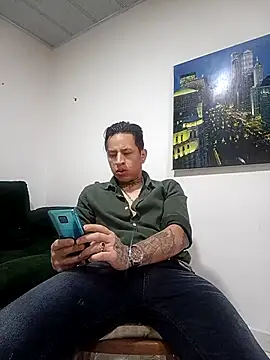 Snapshot of Valentino_dominusSex chatting on February 26, 2026, 9:59 pm Valentino dominusSex online show from February 26, 2026, 9:59 pm