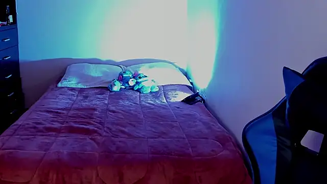 saradiazxxx online show from April 26, 2026, 2:36 pm