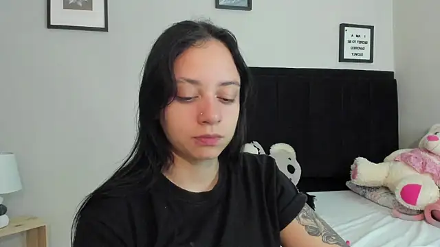 Snapshot of sabbrand0111 chatting on April 12, 2026, 12:14 am sabbrand0111 online show from April 12, 2026, 12:14 am