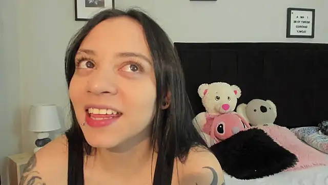 Snapshot of sabbrand0111 chatting on April 9, 2026, 8:26 pm sabbrand0111 online show from April 9, 2026, 8:26 pm