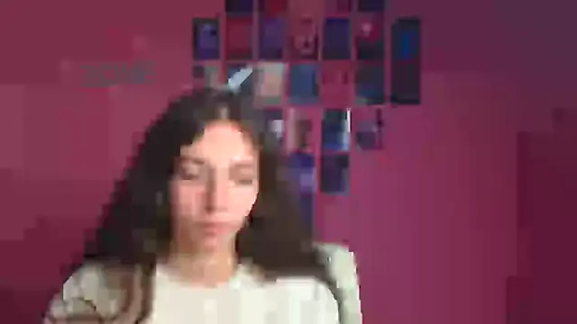 KissMeJulia online show from August 6, 2026, 5:57 am