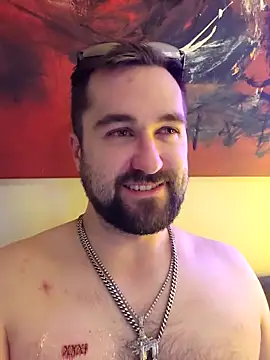 LargeLith online show from April 17, 2026, 9:50 pm