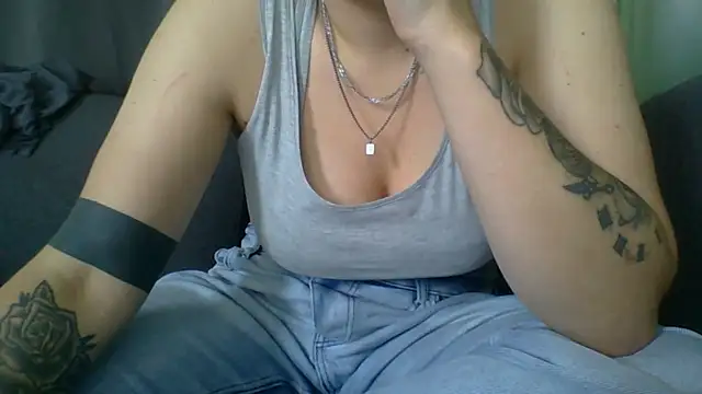 Geileboef28 online show from July 27, 2026, 12:12 pm