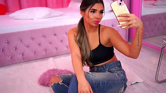 Snapshot of CrisstyBlair chatting on February 23, 2026, 11:44 am CrisstyBlair online show from February 23, 2026, 11:44 am