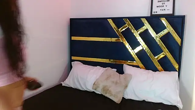 Snapshot of BabyValen69 chatting on February 20, 2026, 1:24 pm BabyValen69 online show from February 20, 2026, 1:24 pm