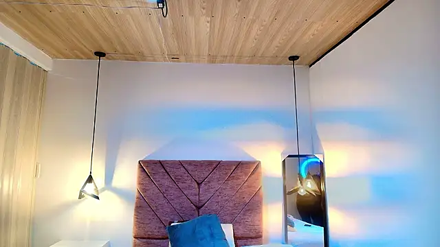 Sofi Blake   online show from February 26, 2026, 12:16 pm