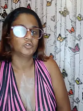 indianstrawberrylips4u online show from May 23, 2026, 4:11 am
