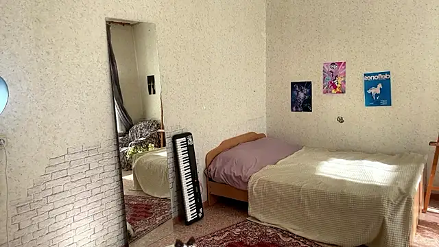 LotusHinata online show from March 5, 2026, 4:42 am