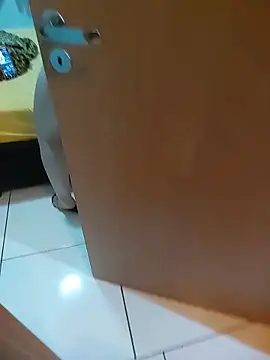 Men-TOP1 online show from April 6, 2026, 1:12 am