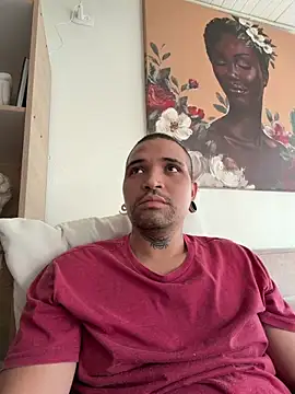 Simone026 online show from March 13, 2026, 8:47 pm