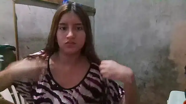 Emily 231 online show from April 16, 2026, 3:51 am