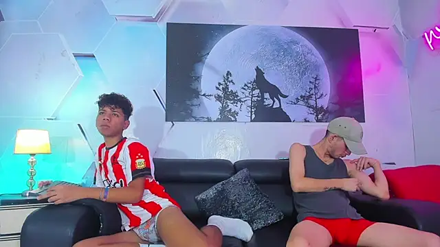 Spicy guys online show from April 7, 2026, 1:13 pm