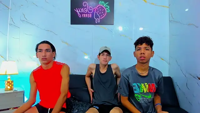 Snapshot of Spicy_guys chatting on February 28, 2026, 1:00 pm Spicy guys online show from February 28, 2026, 1:00 pm