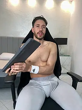 evans campbell1 online show from June 22, 2026, 12:49 am