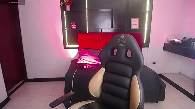 Sweett liia  online show from March 21, 2026, 7:40 pm