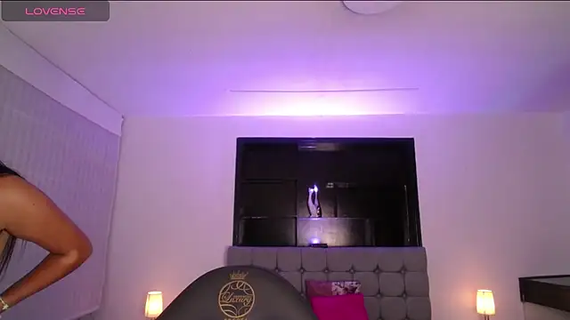 Snapshot of Sweett_liia_ chatting on July 28, 2026, 7:37 pm Sweett liia online show from July 28, 2026, 7:37 pm