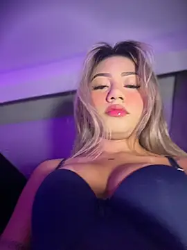 Snapshot of Dulce_Sofi_ chatting on March 31, 2026, 10:12 pm Dulce Sofi online show from March 31, 2026, 10:12 pm