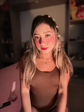 Snapshot of Dulce_Sofi_ chatting on April 14, 2026, 11:32 pm Dulce Sofi online show from April 14, 2026, 11:32 pm