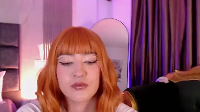 Snapshot of Molly_Fg chatting on February 22, 2026, 11:28 pm Molly Fg online show from February 22, 2026, 11:28 pm