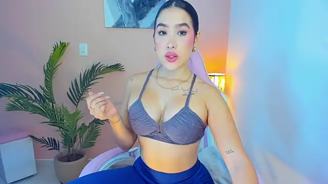 AliceBoomx online show from July 22, 2026, 8:22 pm