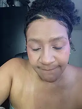 gigiblue89 online show from March 13, 2026, 7:02 am