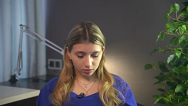 Snapshot of SuAvison chatting on February 22, 2026, 8:28 am SuAvison online show from February 22, 2026, 8:28 am