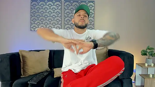 Snapshot of Daniel_kingx chatting on February 28, 2026, 12:49 pm Daniel kingx online show from February 28, 2026, 12:49 pm