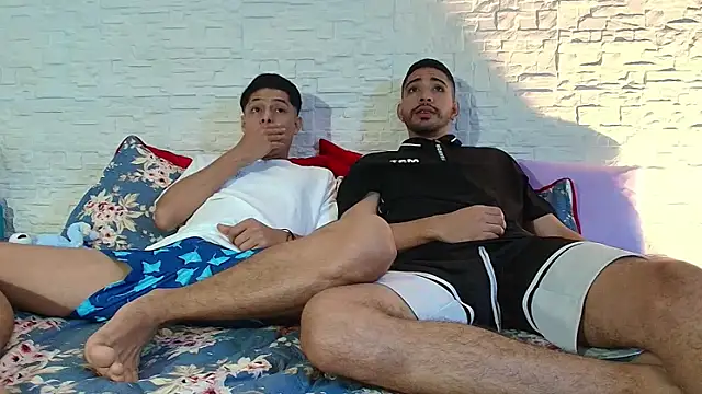 Snapshot of Kratoswolf chatting on April 13, 2026, 9:08 pm Kratoswolf online show from April 13, 2026, 9:08 pm