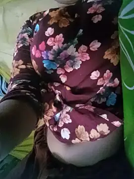 Snapshot of BreezySexyGirl69 chatting on June 3, 2026, 7:20 am BreezySexyGirl69 online show from June 3, 2026, 7:20 am