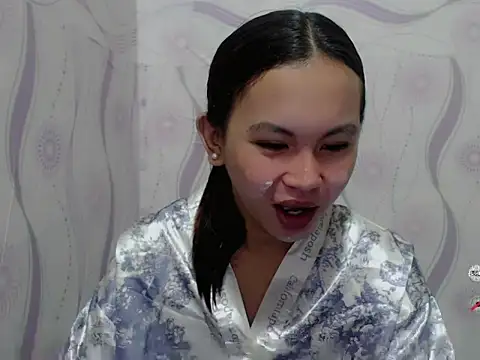 Snapshot of Sofia_Sweetheart18 chatting on February 27, 2026, 1:55 pm Sofia Sweetheart18 online show from February 27, 2026, 1:55 pm