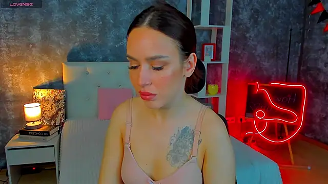 Snapshot of tina_xx_tina chatting on April 10, 2026, 1:45 am tina xx tina online show from April 10, 2026, 1:45 am