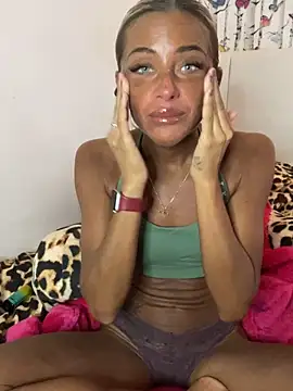 ScarlettGold  online show from March 5, 2026, 10:45 am