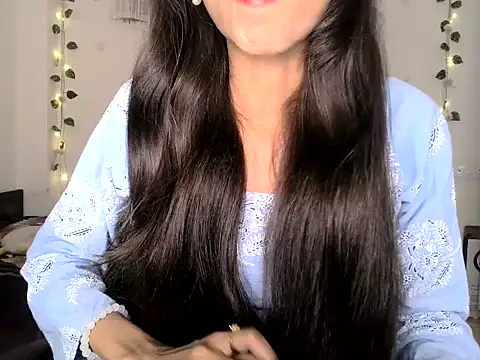 SIKSHA SINGH online show from July 24, 2026, 6:59 pm
