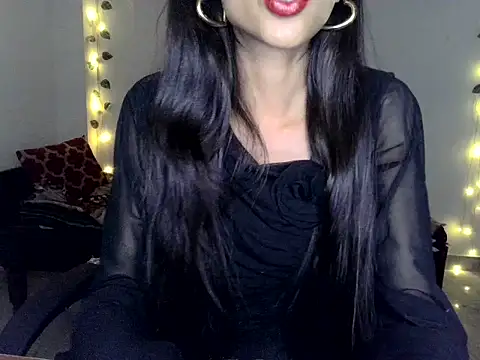 SIKSHA SINGH online show from June 6, 2026, 11:10 pm